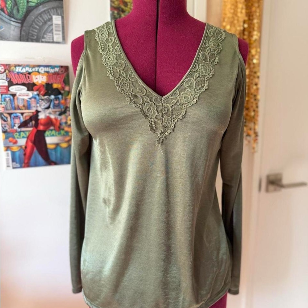 Daytrip Olive V-Neck Lace Blouse